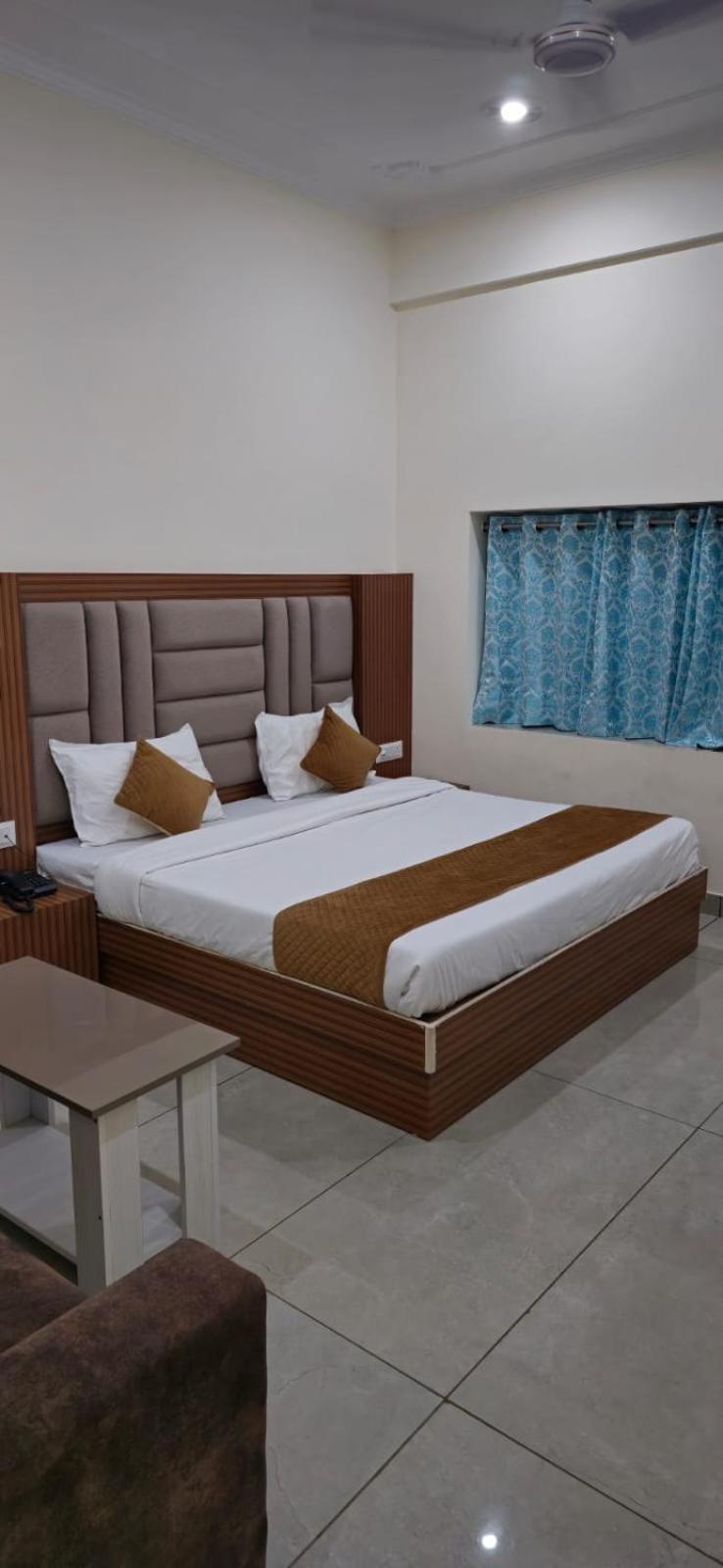 Satya Residency Hotel Katra  Buitenkant foto