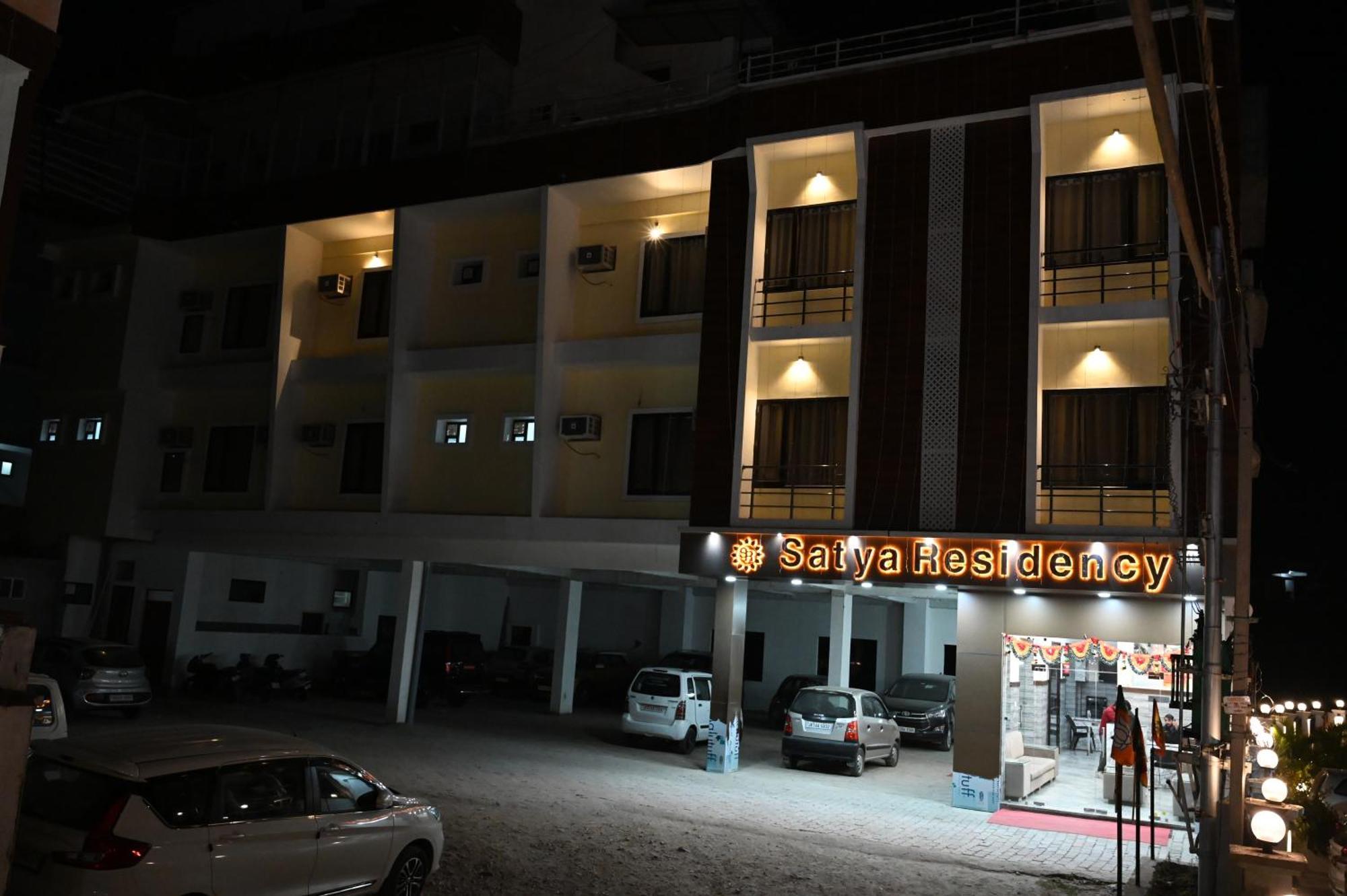 Satya Residency Hotel Katra  Buitenkant foto