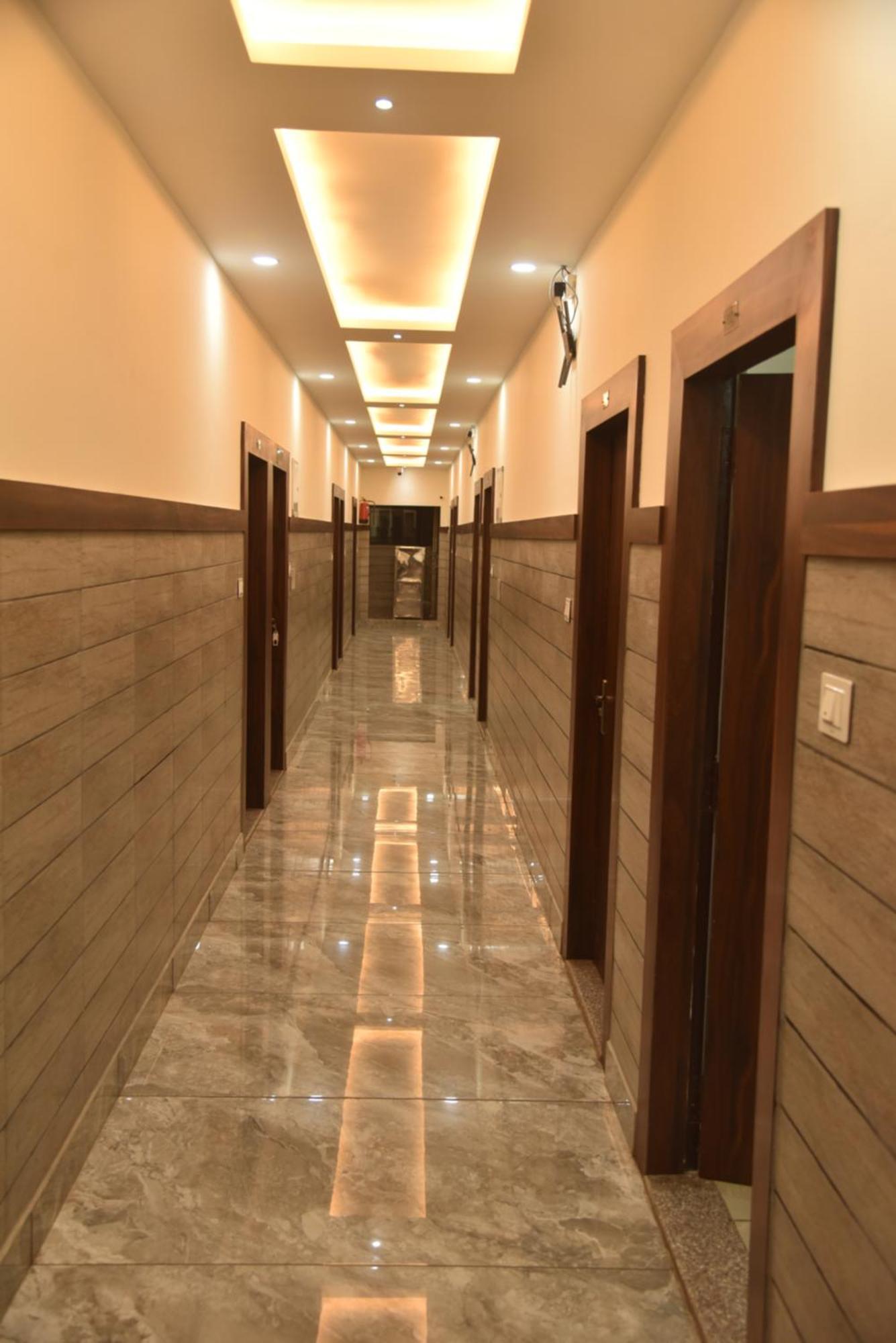Satya Residency Hotel Katra  Buitenkant foto