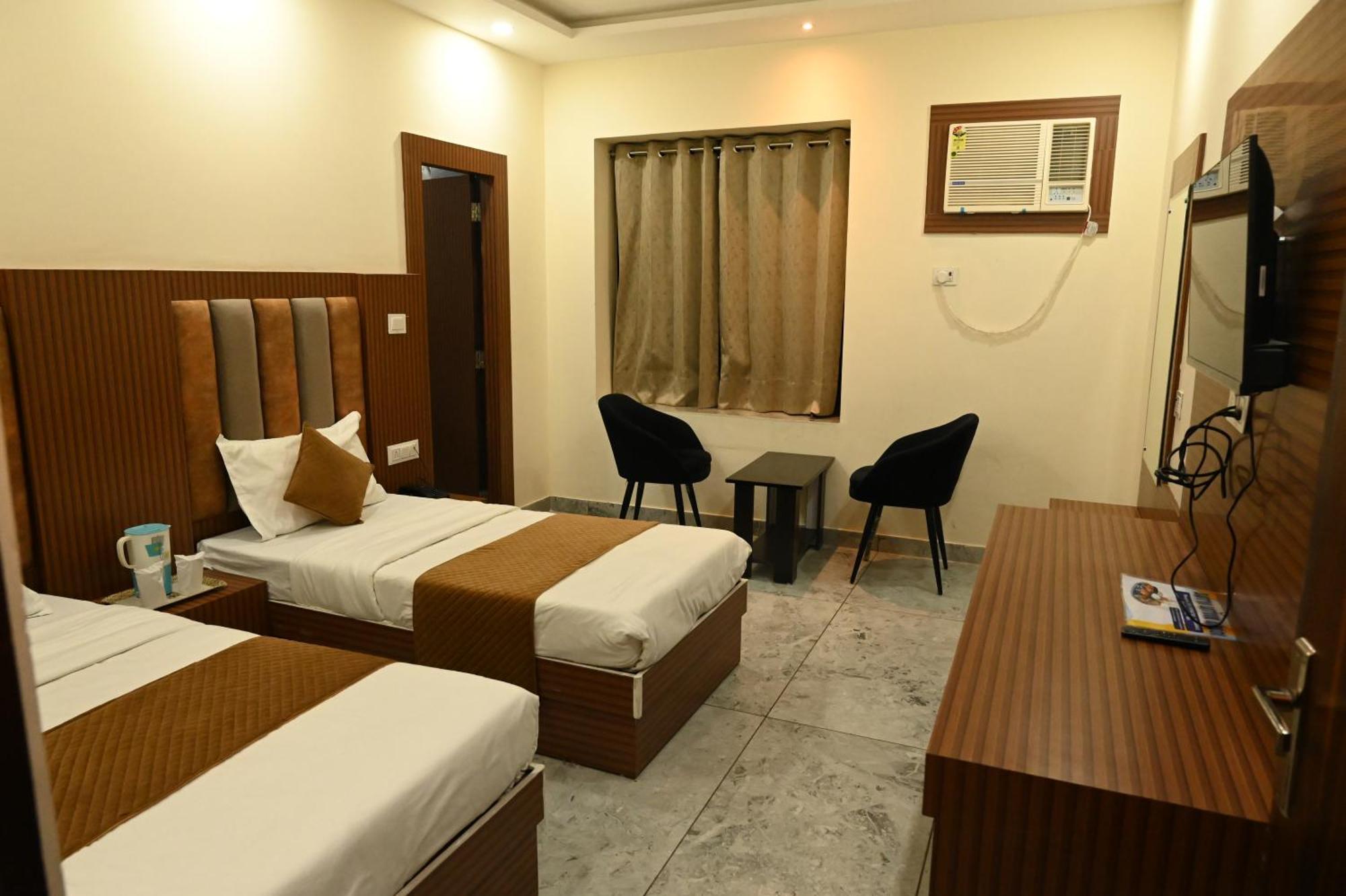 Satya Residency Hotel Katra  Buitenkant foto