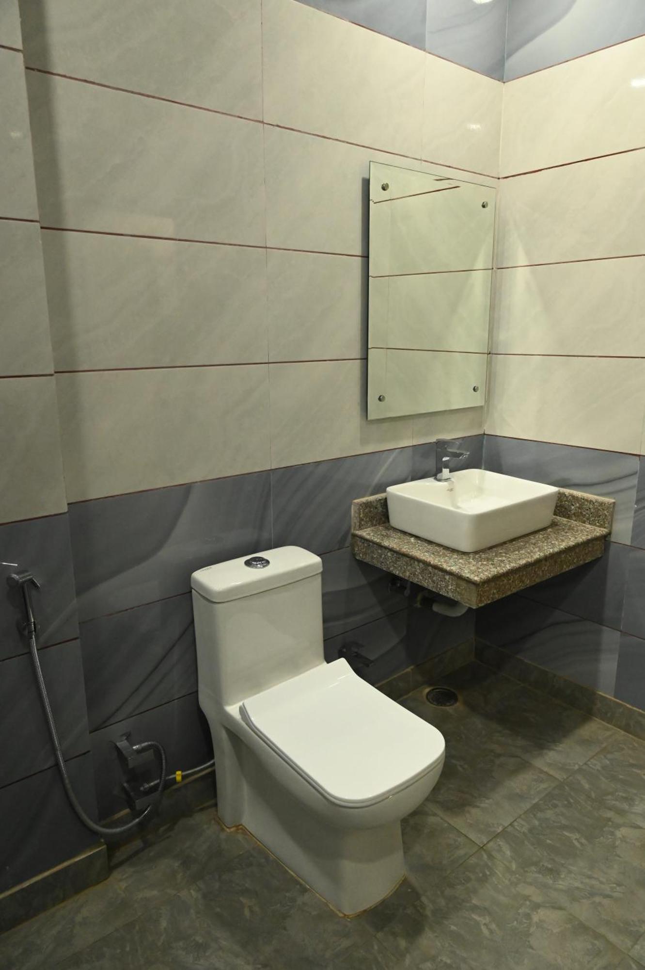 Satya Residency Hotel Katra  Buitenkant foto