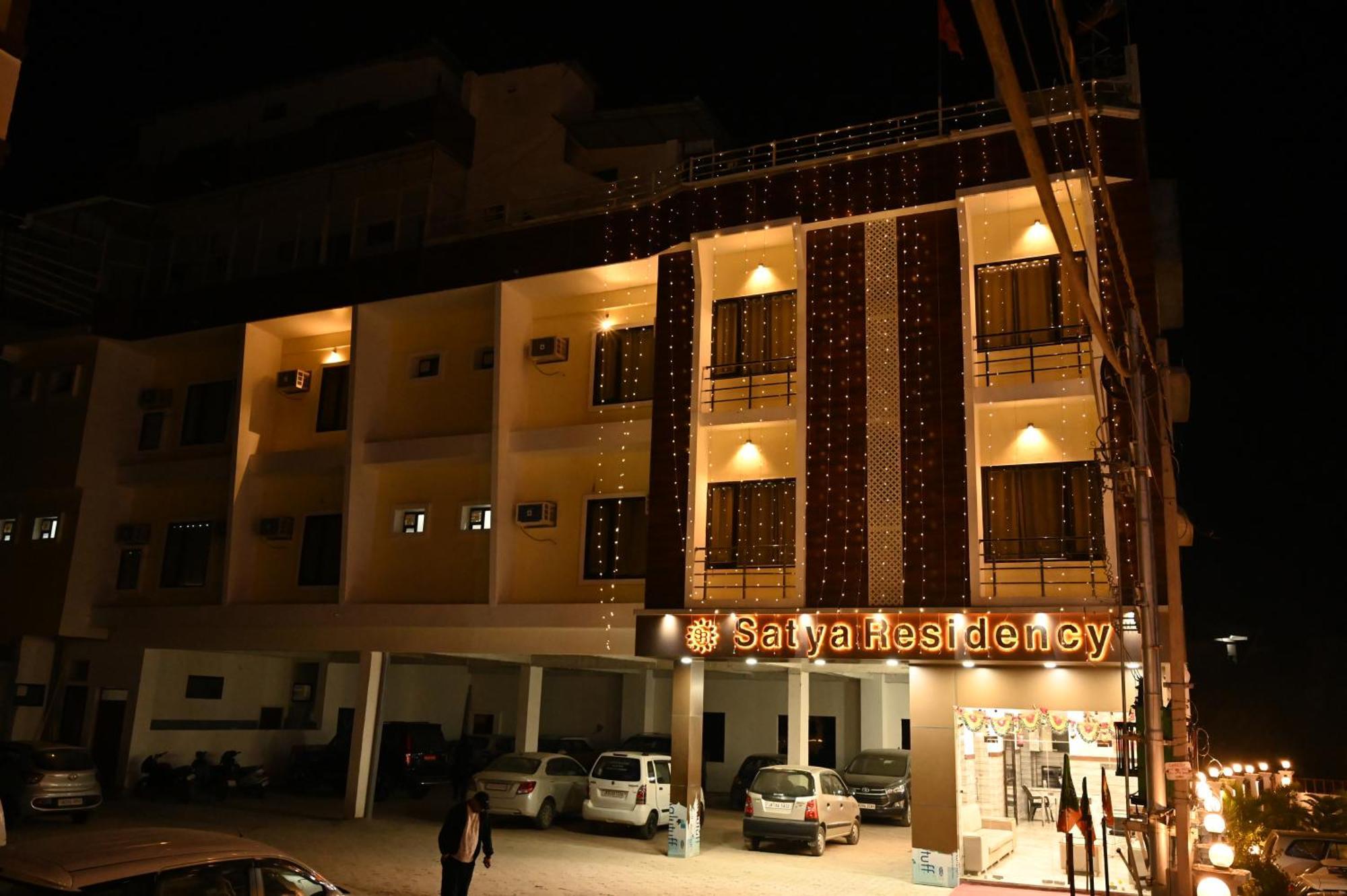 Satya Residency Hotel Katra  Buitenkant foto